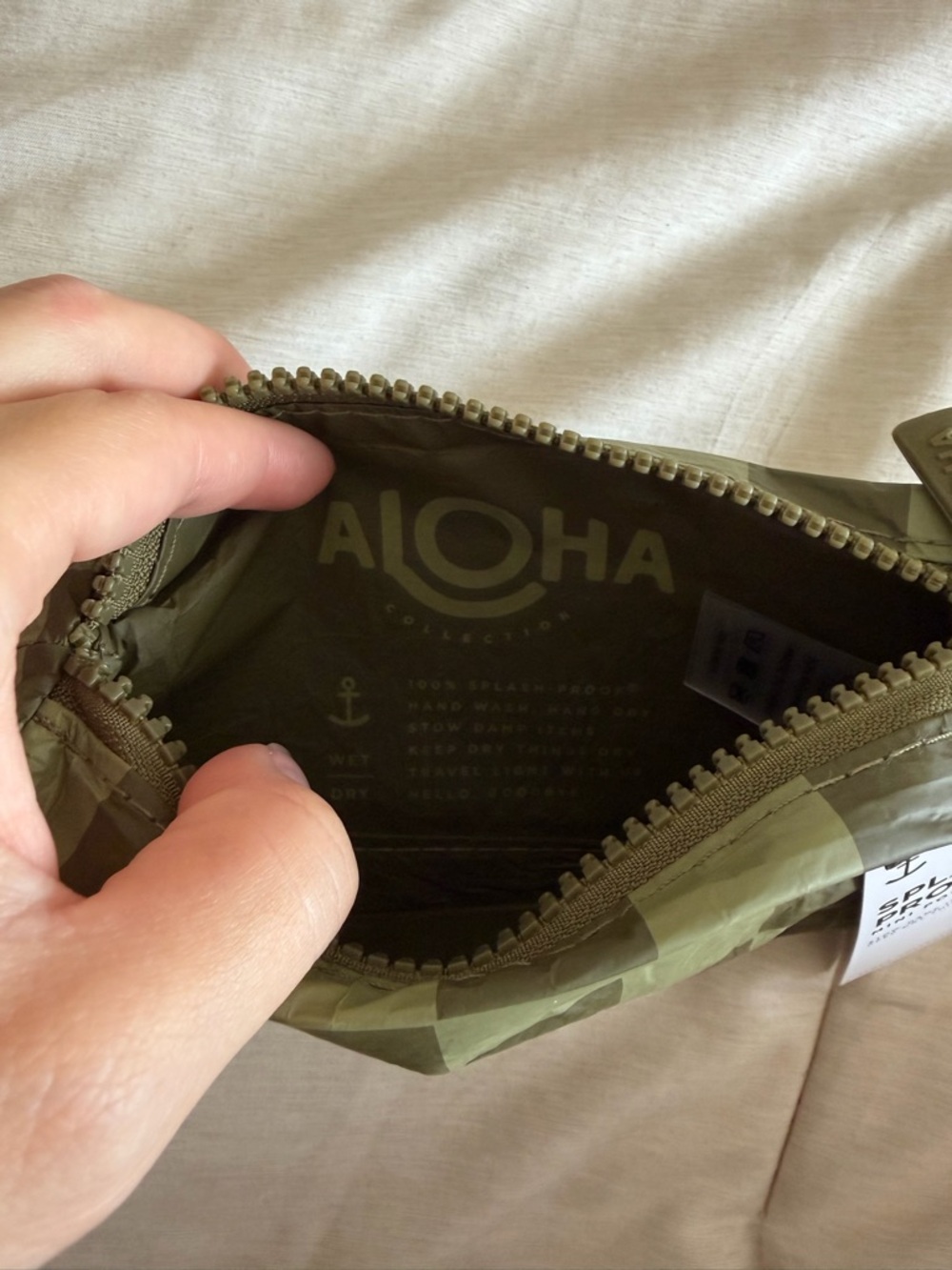 NWT ALOHA COLLECTION Green Check Mini Pouch - Picture 6 of 6